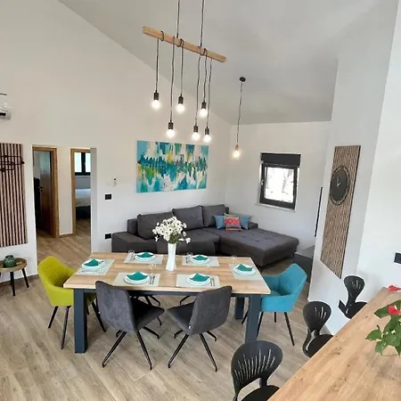 Exklusiv Neues Ferienhaus Mit Privatem Pool Casa de Férias Svetvinčenat